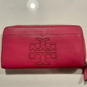 Tory Burch pink wallet
